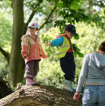 Dame Bradbury's Forest School